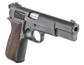 springfield-armory-pistolet-sa-35-hp9201-9x19mm-Salon-Broni-3.jpg