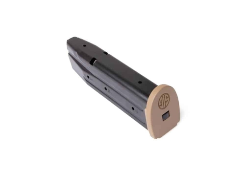 mag-mod-f-9-17-coy-salon-broni.jpg