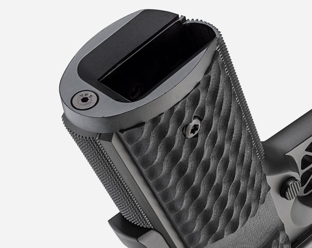 Chwyt i subtelny magwell w 1911 TRP 9mm