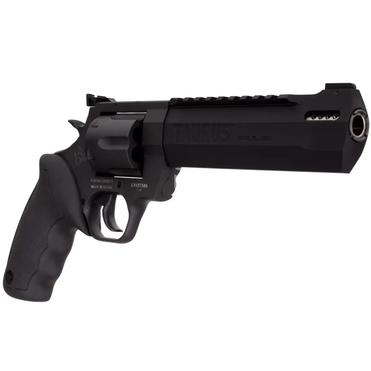 Rewolwer w czasach pistoletów 9×19 mm? Taurus udowadnia, że klasyka wciąż ma charakter!